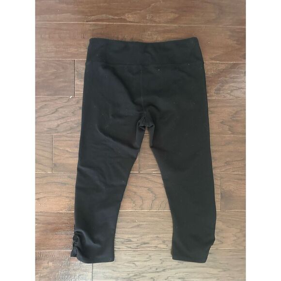 The North Face Black Crop Leggings Bunched Bottom Medium - Picture 2 of 5